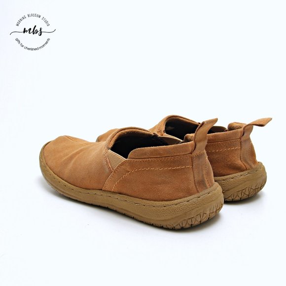 Minnetonka Tommy Traditional Scuff Leather Slip Ons in Tan Men Size 11 - Picture 5 of 12